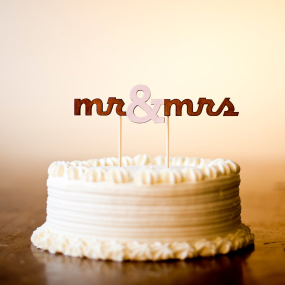cake topper